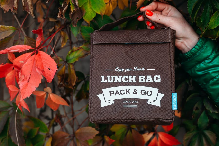 Термосумка Pack & Go в руці